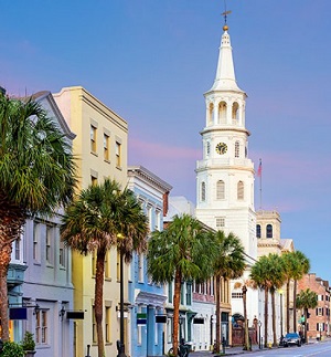 Old Charleston Walking Ghost Tour suggest The Elliott House Inn